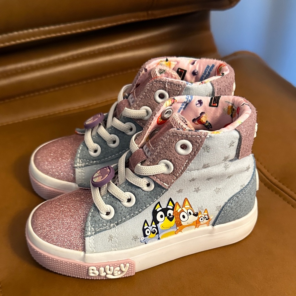 Disney High-Top Sneakers - Pink and Gray